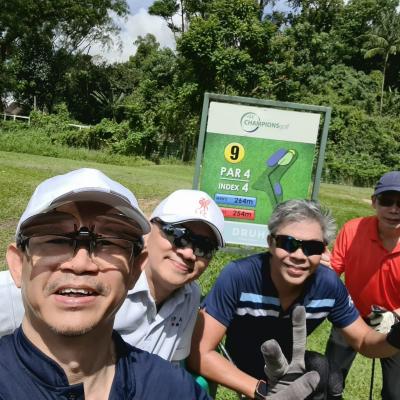 Charity Golf Group Photo 7